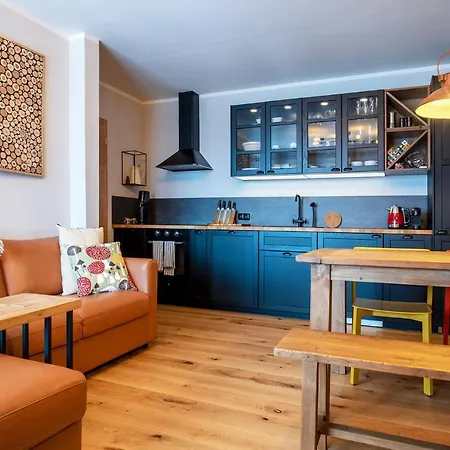 Hojsova Straz Brcalnik Za Bukem Apartment